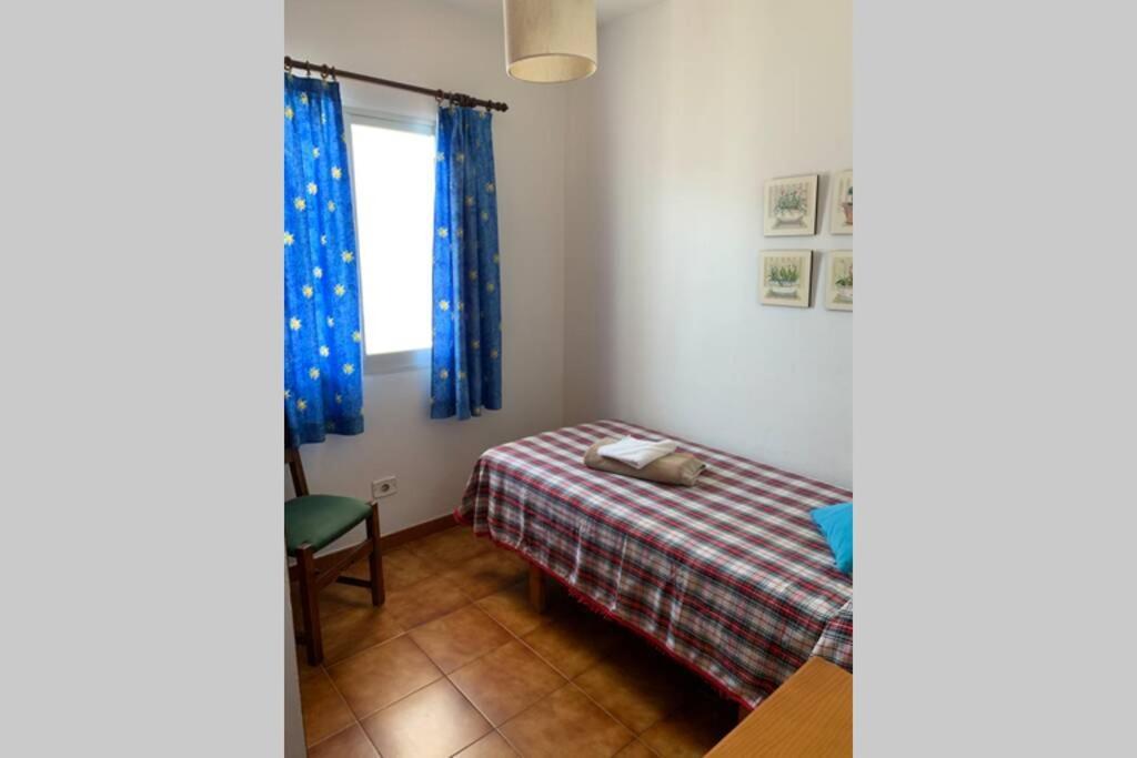 Apartamento En Playa Santo Tomas 1-5 Es Migjorn Gran Eksteriør billede