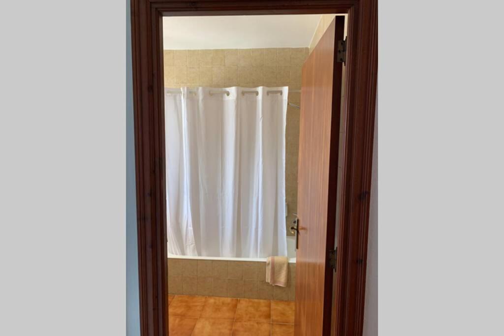 Apartamento En Playa Santo Tomas 1-5 Es Migjorn Gran Eksteriør billede